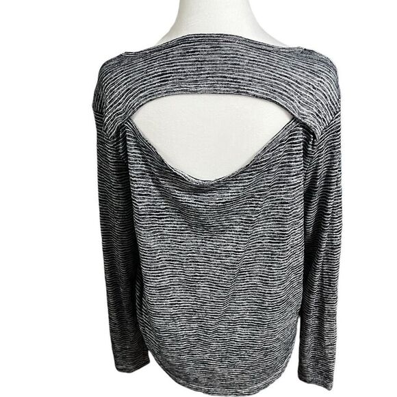 Athleta Breezy Long Sleeve small dark navy and white stripes - Picture 10 of 13